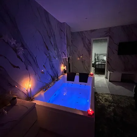 Loveroom Balneo jacuzzi